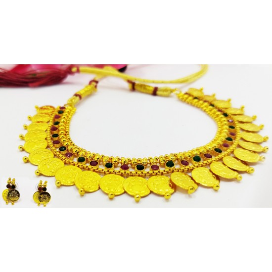 Short Gold Ginni Laxmi Set with Earrings