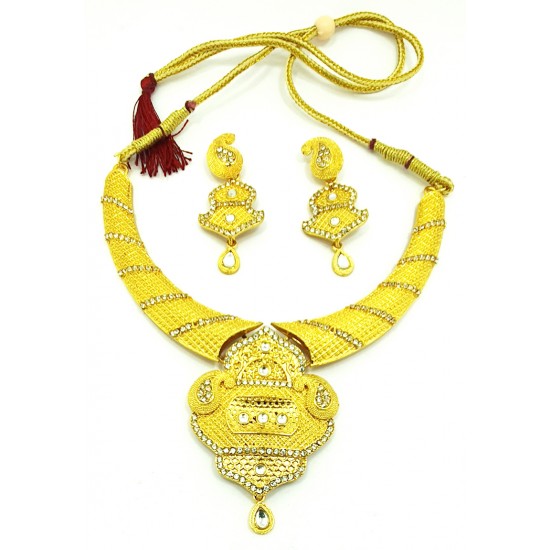 Diamond & Gold Neck Set with Earrings